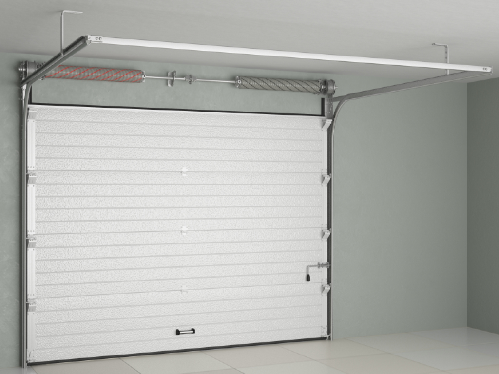 Внутренняя сторона секционных ворот